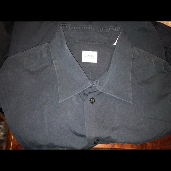 button down - Picture 1 of 2